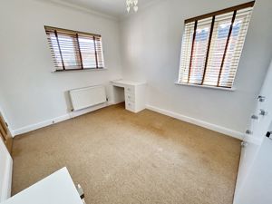 Bedroom- click for photo gallery